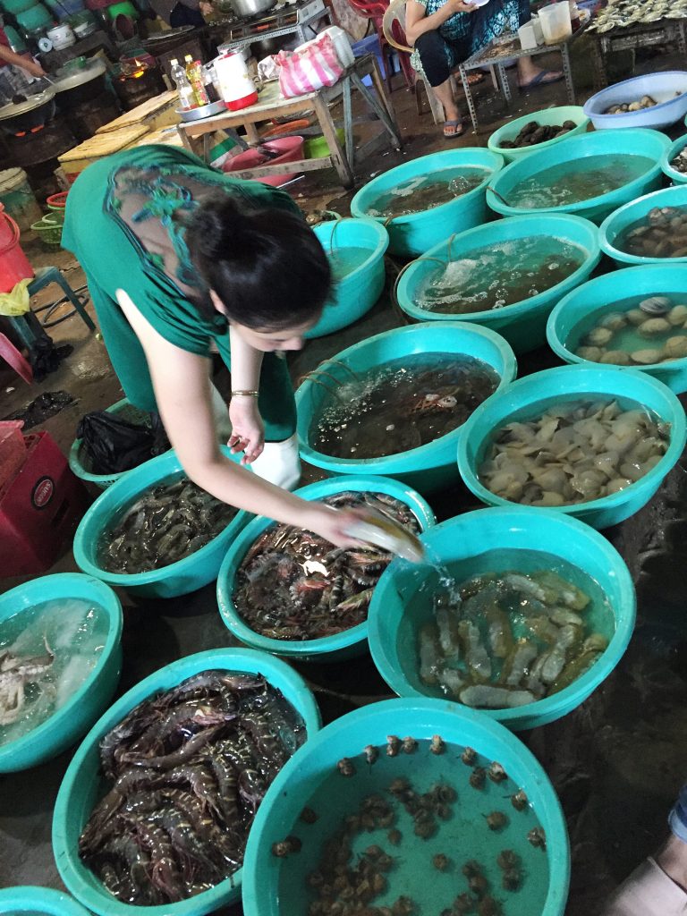 seafood-cangio-seller-thebroadlife-market