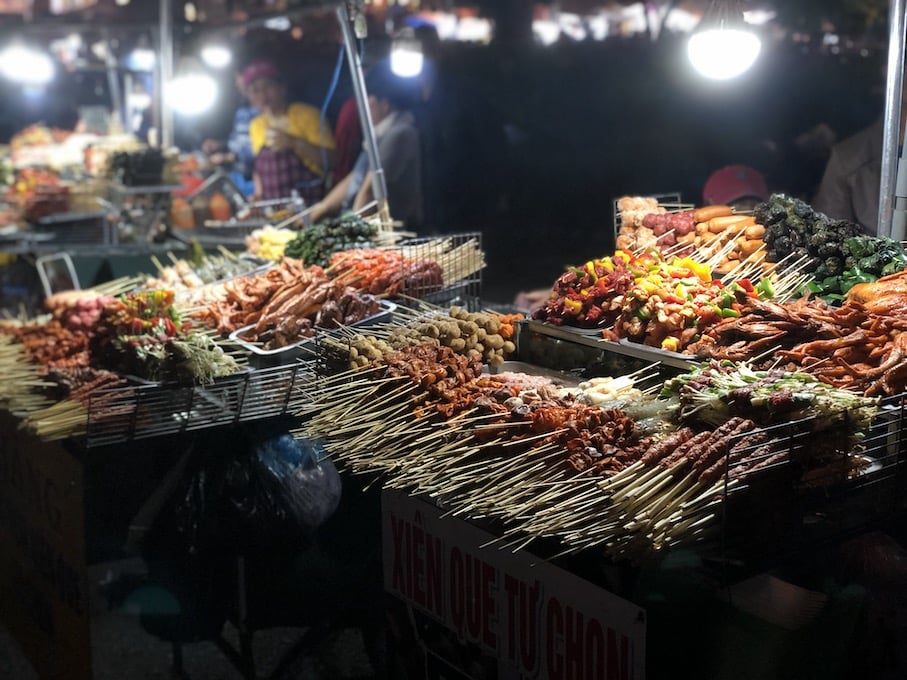 A sum up of Dalat streetfood at night