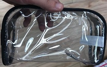 An example of a plastic toiletry bag