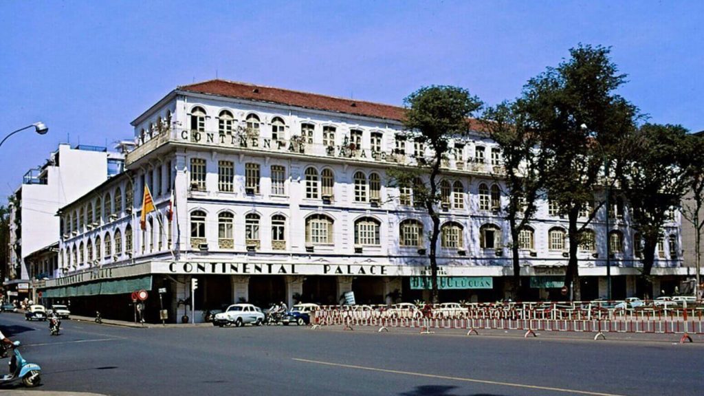 Hotel Continental Saigon in 1970 on Dong Khoi street