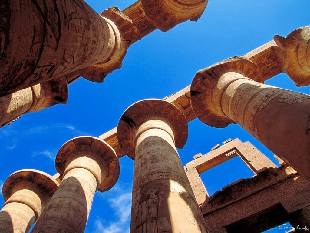 central columns of hypostyle hall in karnak temple complex