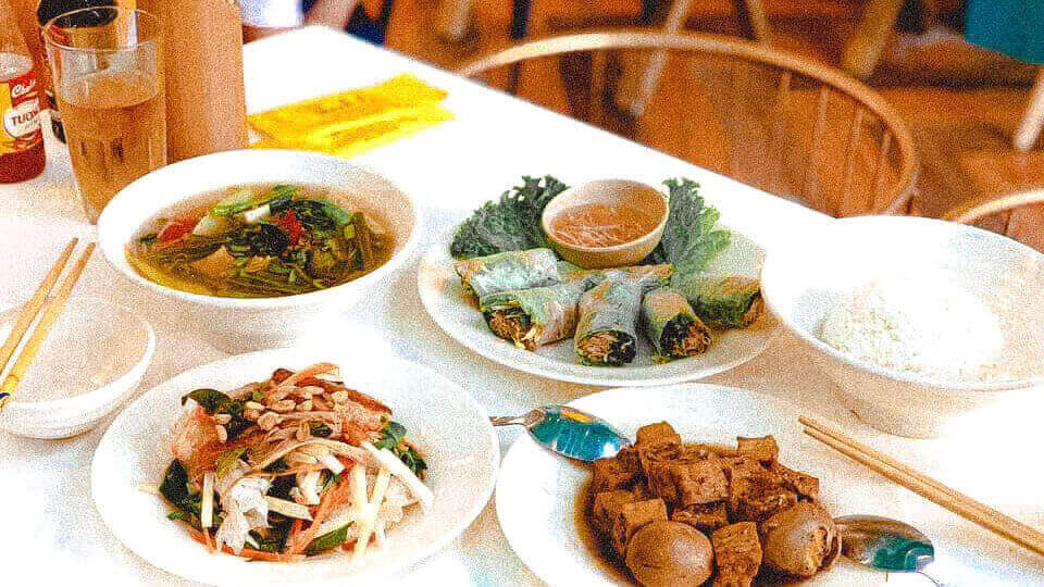 Thanh Lac, one of the most well-known vegetarian restaurants in Ho Chi Minh City - district 4