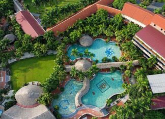 resorts in Hanoi with heated swimming pool