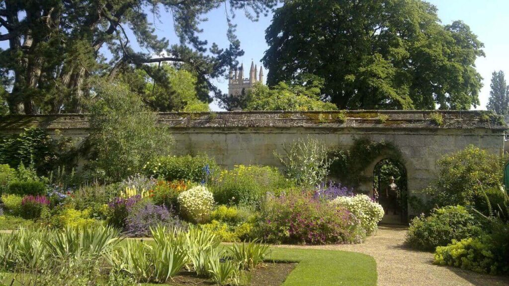 Oxford University Botanical Garden admission fee is £5.45 for adults