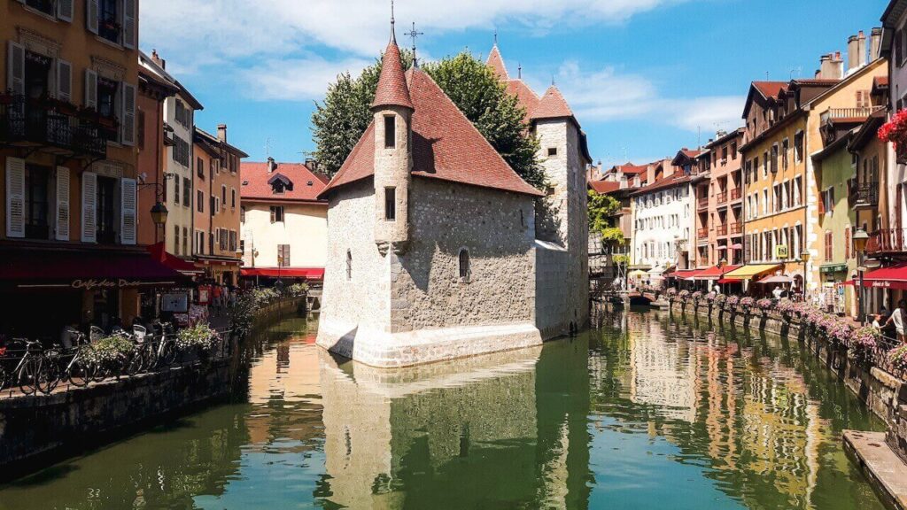 Annecy canals
