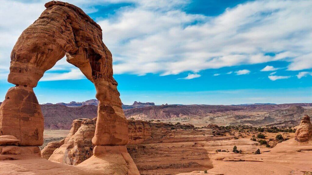 delicate arch in arches national park