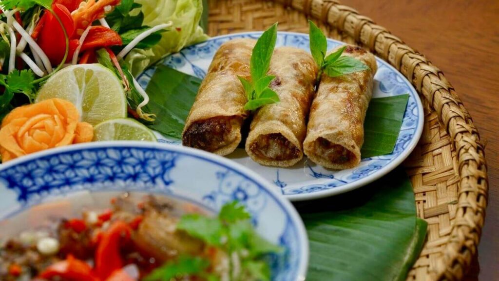 Vietnamese food served in vinpearl luxury landmark 81 restaurant