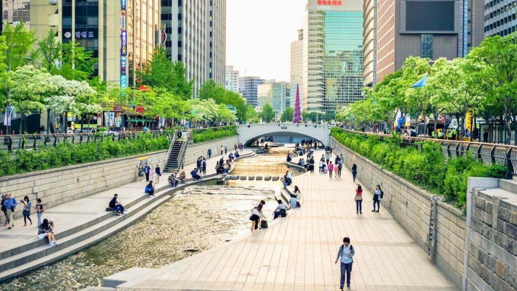 the restored cheonggyecheon and the quality of life in seoul