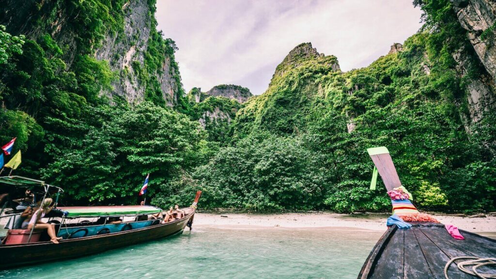 phi phi islands in january weather