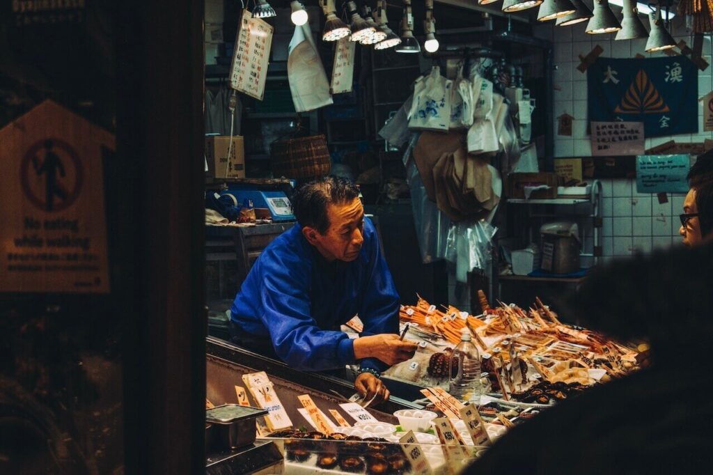 One of the food stalls in Nishiki market