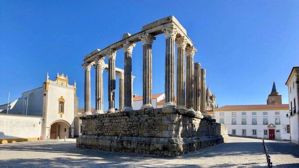 one of roman temple of évora photos