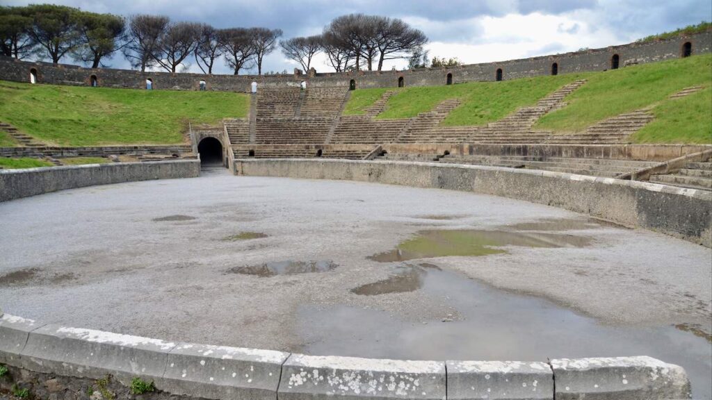 A photo of the Amphitheatre of Pompeii travel guide