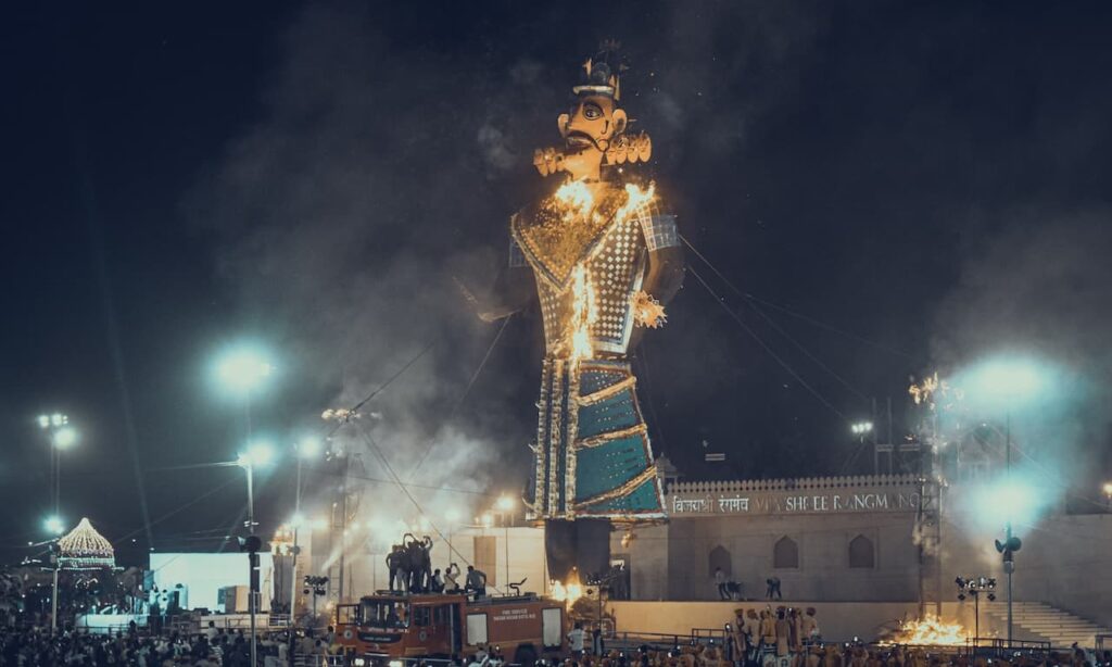 dussehra burning ravana festival india