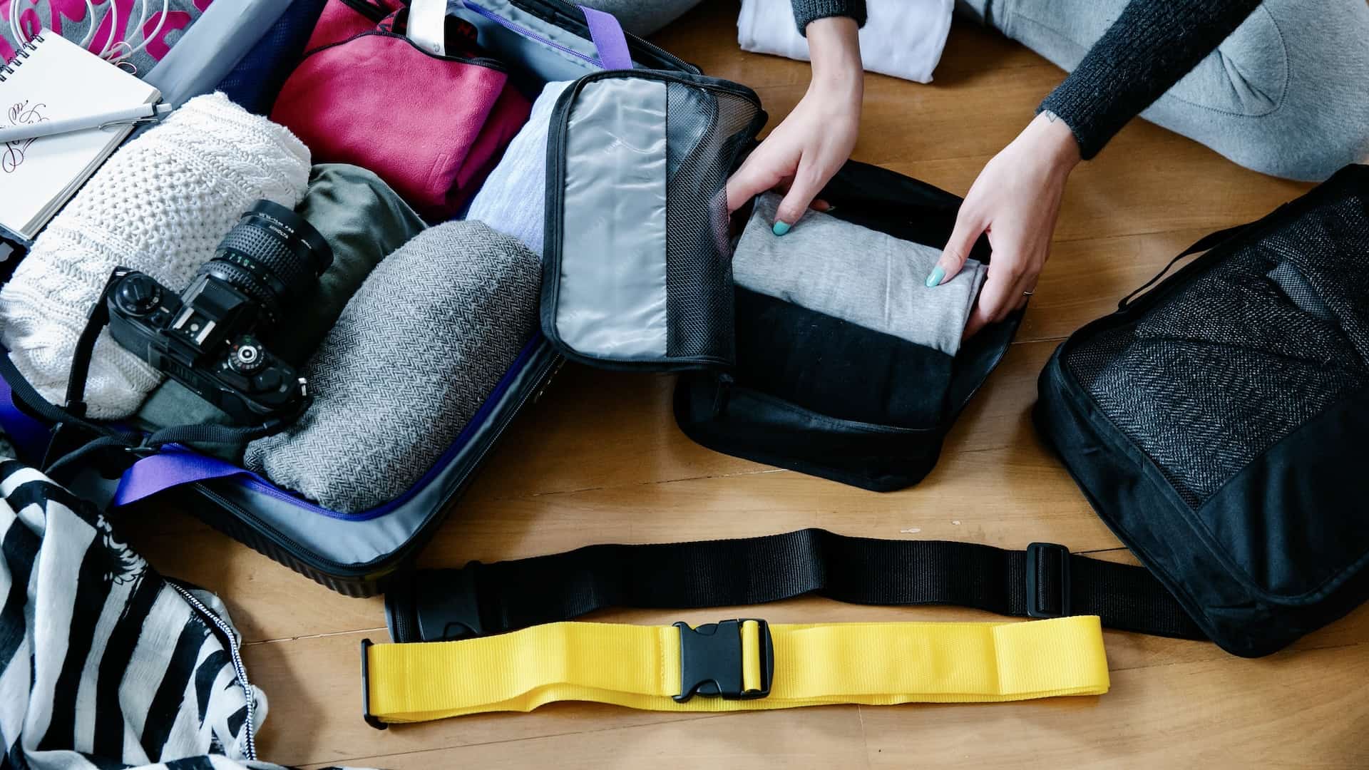 Travel Essentials Checklist: 10 Items You Shouldn’t Forget to Pack