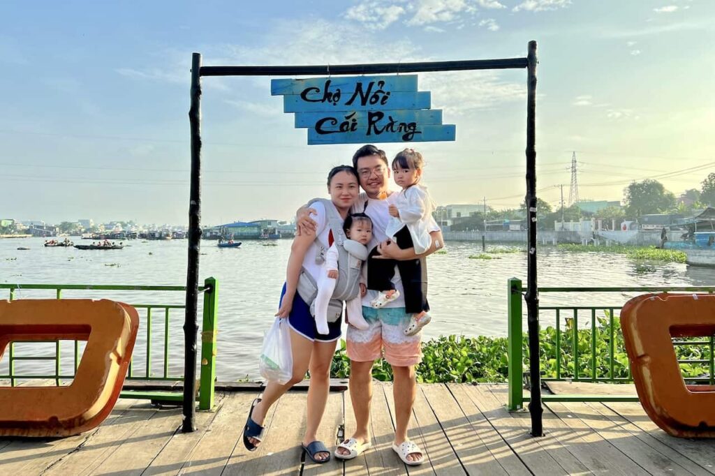 my small family at cai rang floating market can tho