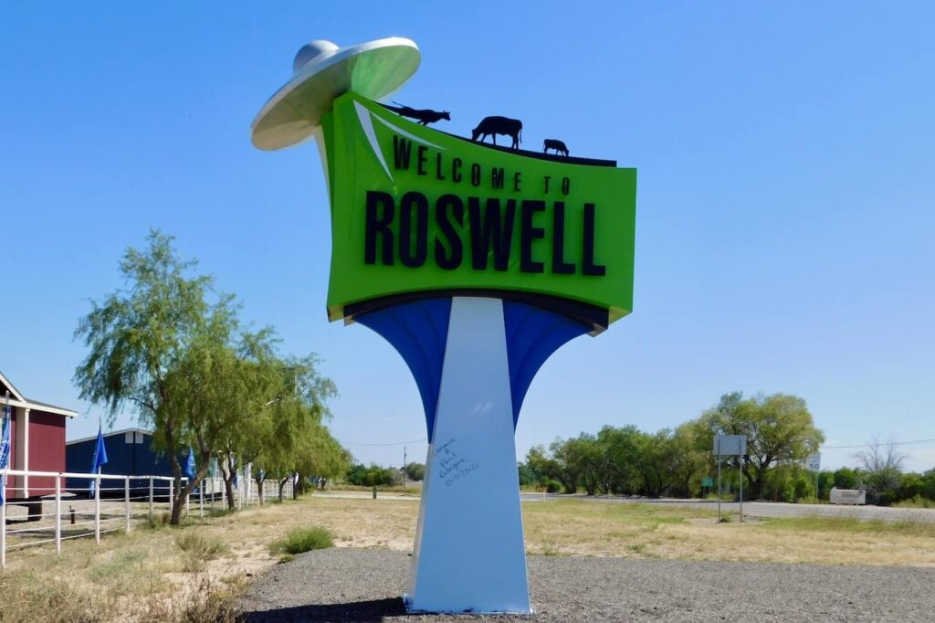 welcome to roswell new mexico sign monster destinations