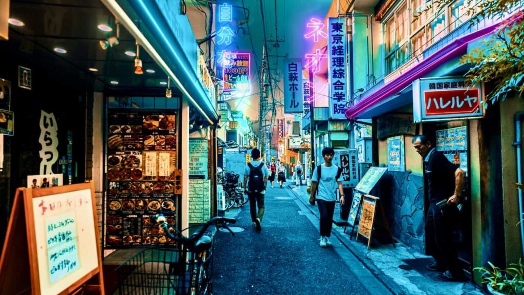 People are walking in an alley in Japan