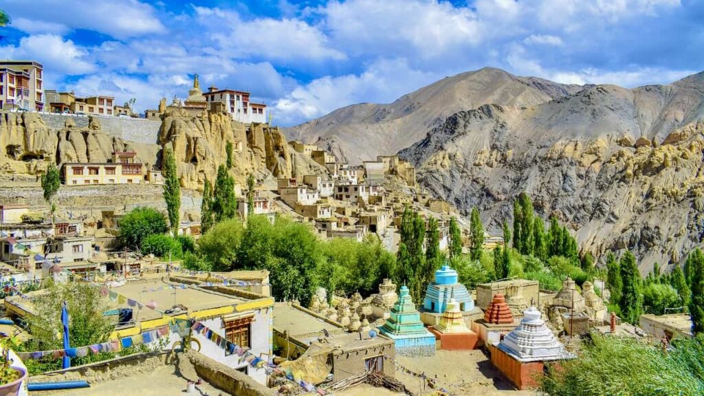 best time to visit Leh Ladakh for the beautiful natural landscape of the Himalayas