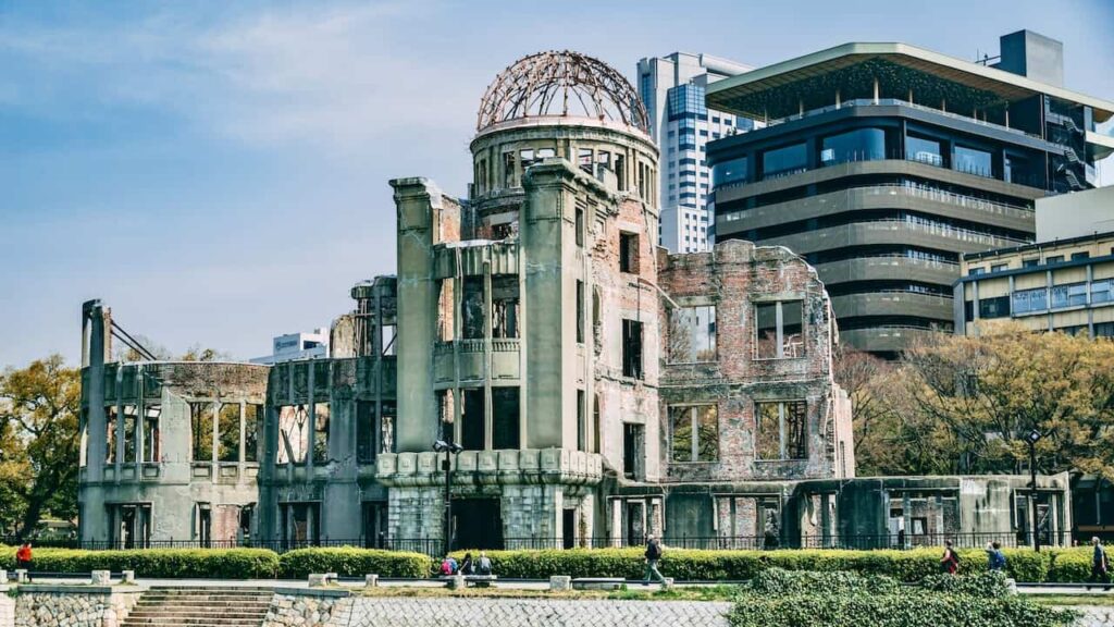 atomic bomb dome Orizuru tower